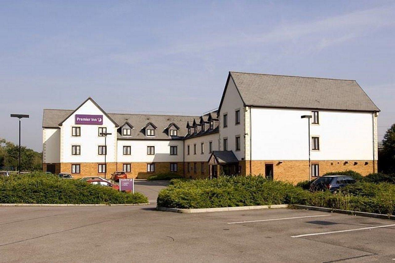 Premier Inn Gloucester Bagian luar foto