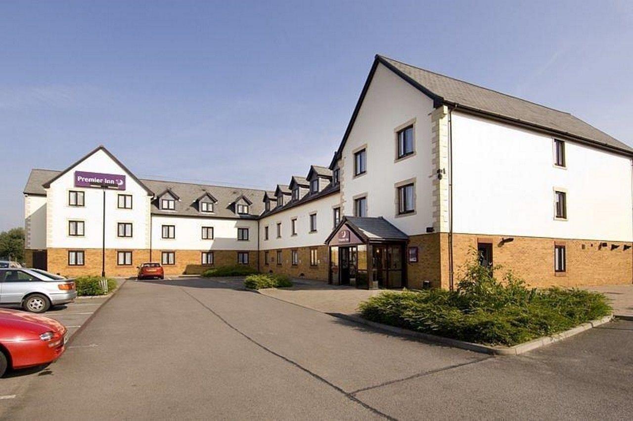 Premier Inn Gloucester Bagian luar foto